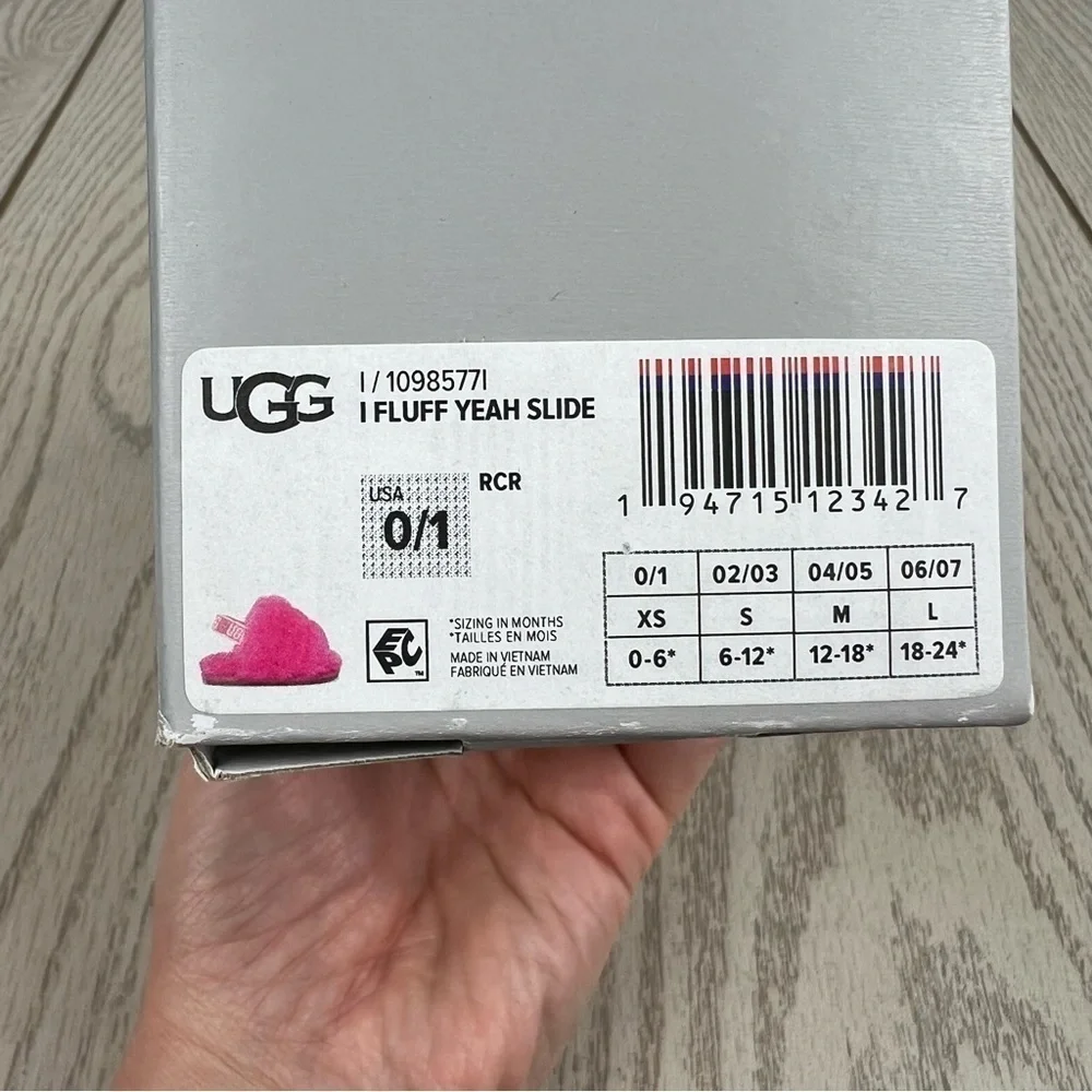UGG Infant Fluff Yeah Furry Fuzzy Sandals 0/1 XS 0-6 months Pink $55 Baby Sized
